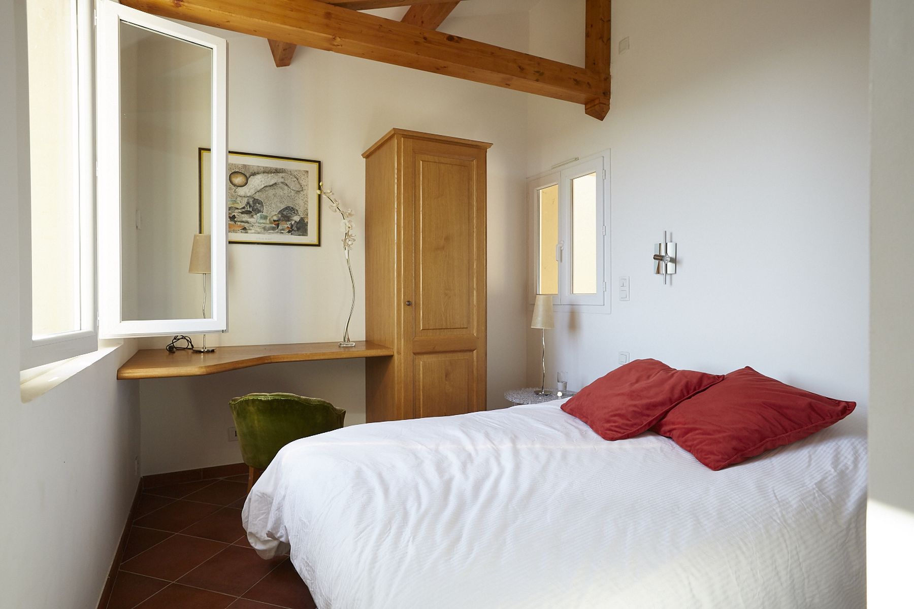 Attenant house bedroom | Les Amorini French Riviera Luxury Villa rental